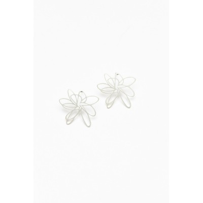 Sadie Silver Flower Earring